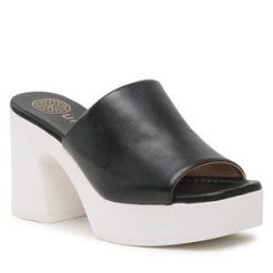 Klapki Unisa. Czarne klapki damskie Unisa, bez wzorów, bez obcasa, bez zapięcia. Za 329.99 zł.