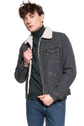 KURTKA ZIMOWA WRANGLER 124MJ SHERPA BLACK 2 YEARS W4MSV271H 112129156. Czarne kurtki męskie Wrangler, na zimę, m, bez wzorów, bez kaptura. W wyprzedaży za 139.99 zł.