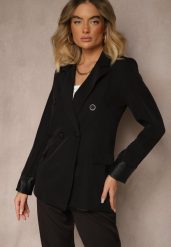 Czarna Taliowana Marynarka Ozdobiona Klapami Evelhiria. Czarne marynarki i żakiety damskie Renee, bez wzorów, z jeansu, eleganckie, bez kołnierzyka, bez ramiączek. Za 119.99 zł.