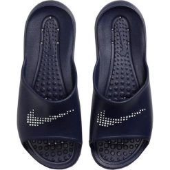 Klapki basenowe Męskie Nike Victori One Shower Slide. Niebieskie klapki męskie Nike, bez wzorów, bez zapięcia. Za 149.00 zł.
