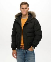 Superdry Everest Hooded Puffer Bomber Jacket — Pikowana kurtka z kapturem, Jet. Czarne kurtki męskie Superdry, m, bez wzorów, z elastanu, z kapturem. Za 774.50 zł.