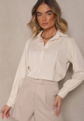 Beżowa Koszula z Wiskozą Ozdobiona Koronką Tenamara. Brązowe koszule damskie Renee, l, z aplikacjami, z jeansu, eleganckie, bez kołnierzyka, bez ramiączek. Za 74.99 zł.