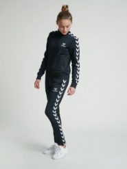 HUMMEL czarna bluza damska sportowa rozpinana hmlNELLY 2.0 ZIP. Czarne bluzy damskie Hummel, xl, bez wzorów, z bawełny, klasyczne, bez ramiączek, bez kaptura. Za 138.00 zł.