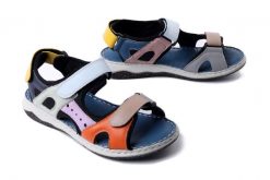 ARTIKER RELAKS 56C0452 kolorowy, sandały damskie. Sandały damskie Artiker Relaks, bez wzorów, bez obcasa, bez zapięcia. Za 167.93 zł.