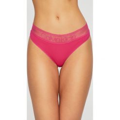 Calvin Klein Underwear - Brazyliany. Czerwone majtki damskie Calvin Klein Underwear, z bawełny. W wyprzedaży za 59.90 zł.