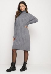 Szara Sweterkowa Sukienka z Golfem Wełną i Bawełną Ozdobiona Splotem Reiania. Szare sukienki damskie Born2be, do pracy, bez wzorów, z bawełny, biznesowe, bez kołnierzyka, bez ramiączek, proste. Za 79.99 zł.