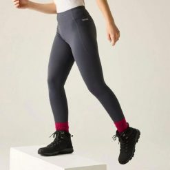 Damskie legginsy kompresyjne Regatta Holeen Pro. Niebieskie legginsy damskie Regatta, bez wzorów, z elastanu. Za 161.00 zł.