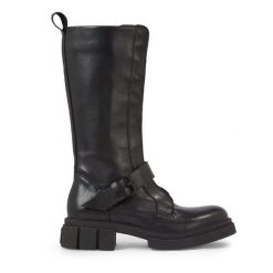 Kozaki Tommy Hilfiger. Czarne kozaki damskie Tommy Hilfiger, bez wzorów, bez obcasa, na płaskiej podeszwie, bez zapięcia. Za 1,099.00 zł.