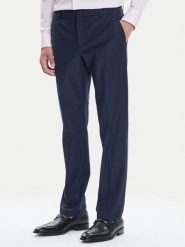 Guess Spodnie materiałowe M4YB01 WG9Z2 Granatowy Slim Fit. Niebieskie spodnie materiałowe męskie Guess, z aplikacjami, z bawełny. Za 309.99 zł.