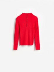 Sweter z domieszką wiskozy - czerwony. Czerwone swetry nierozpinane damskie Reserved, l, bez wzorów, z dzianiny, bez kołnierzyka, bez ramiączek. Za 109.99 zł.