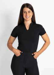 Koszula golfowa damska Calusa czarna techniczna oddychająca. Czarne koszule damskie FLAIRWAY GOLF, uniwersalny, bez wzorów, z materiału, eleganckie, bez kołnierzyka, bez ramiączek. Za 275.00 zł.