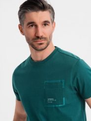 Bawełniany męski t-shirt z nadrukiem na kieszonce – ciemnozielony V5 - Rozmiar: XXL. Zielone t-shirty męskie Ombre Clothing, m, bez wzorów, z bawełny, bez kołnierzyka, bez ramiączek. W wyprzedaży za 112.49 zł.