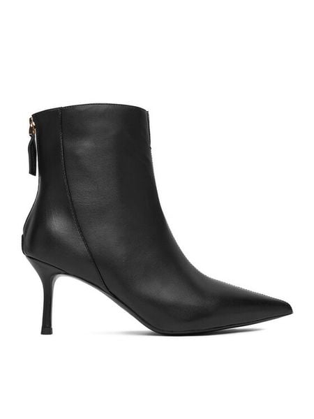 Eva Minge Botki EO-AVI-C002X Czarny. Czarne botki damskie Eva Minge, bez wzorów, ze skóry, bez obcasa, na szpilce, bez zapięcia. Za 449.99 zł.