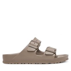Klapki Birkenstock. Brązowe klapki damskie Birkenstock, bez wzorów, bez obcasa, bez zapięcia. Za 199.99 zł.