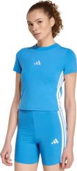 Adidas Koszulka damska jasnoniebieska KD2341. Niebieskie bluzki damskie Adidas, bez wzorów, bez kołnierzyka, bez ramiączek. Za 115.55 zł.