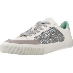 Buty GEOX D EMMELENY Biały. Białe obuwie trekkingowe damskie Geox, z syntetyku, bez zapięcia. Za 241.99 zł.
