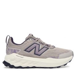 Buty do biegania New Balance. Fioletowe obuwie sportowe damskie New Balance, bez wzorów, bez zapięcia, do biegania. Za 529.99 zł.