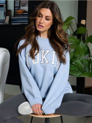 Bluza z napisem - błękitny. Niebieskie bluzy damskie Sinsay, l, bez wzorów, bez ramiączek, bez kaptura. Za 49.99 zł.