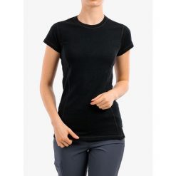 Koszulka termoaktywna damska Sensor Merino DF Tee SS. Czarne koszulki sportowe damskie Sensor, bez wzorów, bez ramiączek. Za 235.99 zł.