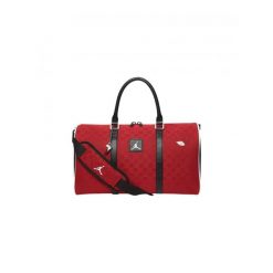 Torba sportowa Air Jordan Monogram Duffle Bag Varsity Red MA0759-H15. Czarne torby sportowe męskie Nike, bez wzorów. Za 688.85 zł.
