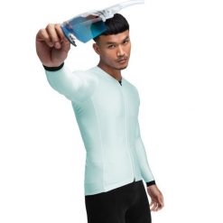 Ultralekka koszulka rowerowa męska SRX Pro SpeedMax. Niebieskie bluzy męskie SIROKO, m, bez wzorów, z jersey, sportowe, bez ramiączek, bez kaptura. Za 295.00 zł.