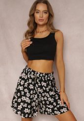 Czarne Szorty Dolidze. Czarne szorty damskie Renee, bez wzorów, z tkaniny, z podwyższonym stanem. Za 24.99 zł.