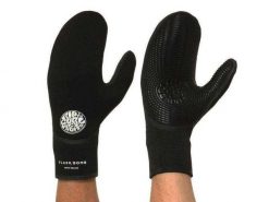 Rękawiczki neoprenowe do sportów wodnych Rip Curl 7/5 mm 2 Palce Flashbomb. Czarne rękawiczki męskie Rip Curl, bez wzorów, z neoprenu. Za 239.00 zł.
