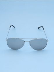 Okulary przeciwsłoneczne - srebrny. Szare okulary przeciwsłoneczne damskie Sinsay. Za 19.99 zł.