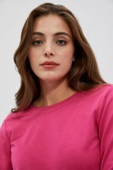 Bluza z dekoltem na plecach różowa. Czerwone bluzy damskie MOODO, m, bez wzorów, z bawełny, bez ramiączek, bez kaptura. W wyprzedaży za 49.99 zł.
