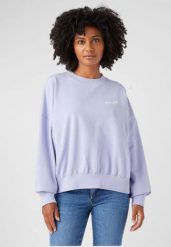 DAMSKA BLUZA WRANGLER RELAXED SWEATSHIRT SWEET LAVENDER 112343712. Niebieskie bluzy damskie Wrangler, m, bez wzorów, bez ramiączek, bez kaptura. Za 199.99 zł.