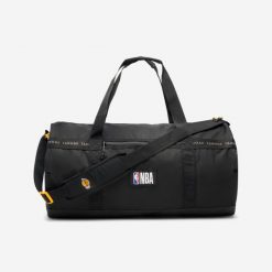 Torba sportowa do koszykówki Duffel Bag Tarmak NBA Lakers. Brązowe torby sportowe męskie TARMAK, bez wzorów, z materiału. Za 119.99 zł.