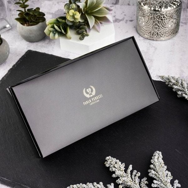 Zestaw prezentowy dla niej portfel damski skórzany T-08-BL i etui T-51-BL. Portfele damskie Paolo Peruzzi. Za 157.94 zł.