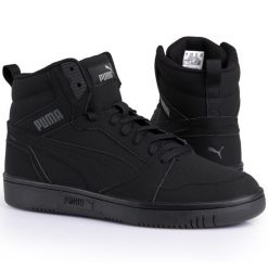 Buty męskie sportowe wysokie Puma V6 BUCK. Czarne buty sportowe męskie Puma, bez wzorów, bez zapięcia. W wyprzedaży za 269.00 zł.