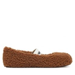 Baleriny Moon Boot. Brązowe balerinki damskie Moon Boot, bez wzorów, bez obcasa, bez zapięcia. Za 669.99 zł.