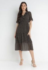 Czarna Sukienka Koti. Czarne sukienki damskie Born2be, na imprezę, m, z aplikacjami, z tkaniny, bez kołnierzyka, bez ramiączek, midi. Za 74.99 zł.