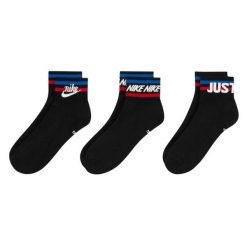 Skarpety Unisex Dla Dorosłych Essentials Everyday (zestaw 3 Sztuk). Czarne skarpetki damskie Nike, bez wzorów. Za 119.99 zł.
