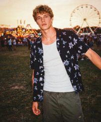 Superdry Koszula Cabana krótki rękaw z nadrukiem z bawełny organicznej. Niebieskie koszule damskie Superdry, s, bez wzorów, z bawełny, bez kołnierzyka, bez ramiączek. Za 301.95 zł.