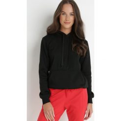 Czarna Bluza z Kapturem Kasseia. Czarne bluzy damskie Born2be, l, bez wzorów, z dzianiny, casualowe, bez ramiączek, z kapturem. Za 49.99 zł.
