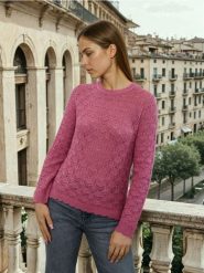 Ażurowy sweter z wiskozą - różowy. Czerwone swetry nierozpinane damskie Sinsay, l, w ażurowe wzory, z wiskozy, bez kołnierzyka, bez ramiączek. Za 49.99 zł.