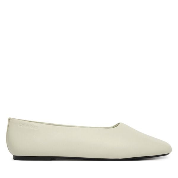 Baleriny Calvin Klein. Białe balerinki damskie Calvin Klein, bez wzorów, bez obcasa, bez zapięcia. Za 233.99 zł.