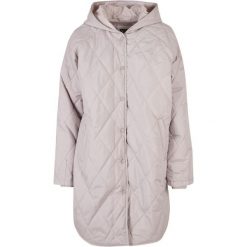 Kurtka parka damska z kapturem Urban Classics Oversized Diamond Quilted. Szare kurtki damskie Urban Classics, na zimę, bez wzorów, z kapturem. Za 379.00 zł.