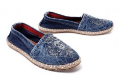 LANQIER 40C294 jeans, espadryle/baleriny damskie. Niebieskie balerinki damskie Lanqier, bez wzorów, z jeansu, bez obcasa, na obcasie, bez zapięcia. Za 114.95 zł.