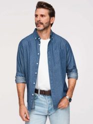 Męska bawełniana koszula z cienkiego jeansu we wzór– niebieska V2. Niebieskie koszule męskie Ombre Clothing, m, bez wzorów, z bawełny, biznesowe, bez kołnierzyka, bez ramiączek. W wyprzedaży za 132.99 zł.
