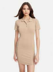 Guess Sukienka dzianinowa V5YK00 KCX12 Beżowy Regular Fit. Brązowe sukienki damskie Guess, s, z aplikacjami, z dzianiny, bez kołnierzyka, bez ramiączek. Za 199.99 zł.