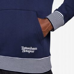 Bluza Nike Tottenham Hotspur NSW Club Hoodie FQ3006-424. Bluzy męskie Nike, m, bez wzorów, bez kaptura. Za 237.64 zł.