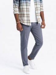 Spodnie męskie jeansowe bez przetarć SLIM FIT - granatowe V4. Niebieskie spodnie materiałowe męskie Ombre Clothing, bez wzorów, z bawełny. W wyprzedaży za 89.99 zł.
