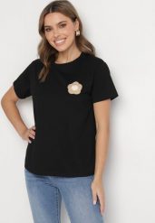 Czarny T-shirt z Bawełny Ozdobiony Haftem Kwiatka Nalariael. Czarne t-shirty damskie Born2be, s, bez wzorów, z bawełny, eleganckie, bez kołnierzyka, bez ramiączek. Za 29.99 zł.