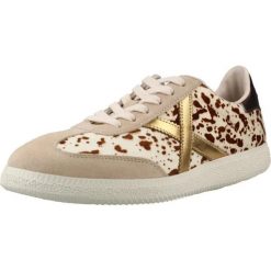 Buty MUNICH 8290243M BARRU 243 Nadruk zwierzęcy. Obuwie trekkingowe damskie munich, ze skóry, bez zapięcia. Za 410.99 zł.