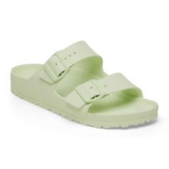 Męskie sandały Birkenstock Arizona EVA zielone regular 1024571. Zielone sandały męskie Birkenstock, na lato, bez wzorów, z jeansu, klasyczne, bez zapięcia. Za 258.05 zł.