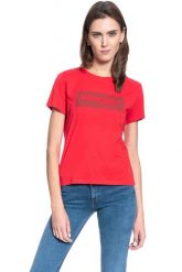 DAMSKI T-SHIRT WRANGLER LOGO TEE LOLLIPOP RED W7P3EVXSK 112132042. Czerwone t-shirty damskie Wrangler, xs, bez wzorów, bez kołnierzyka, bez ramiączek. Za 69.99 zł.